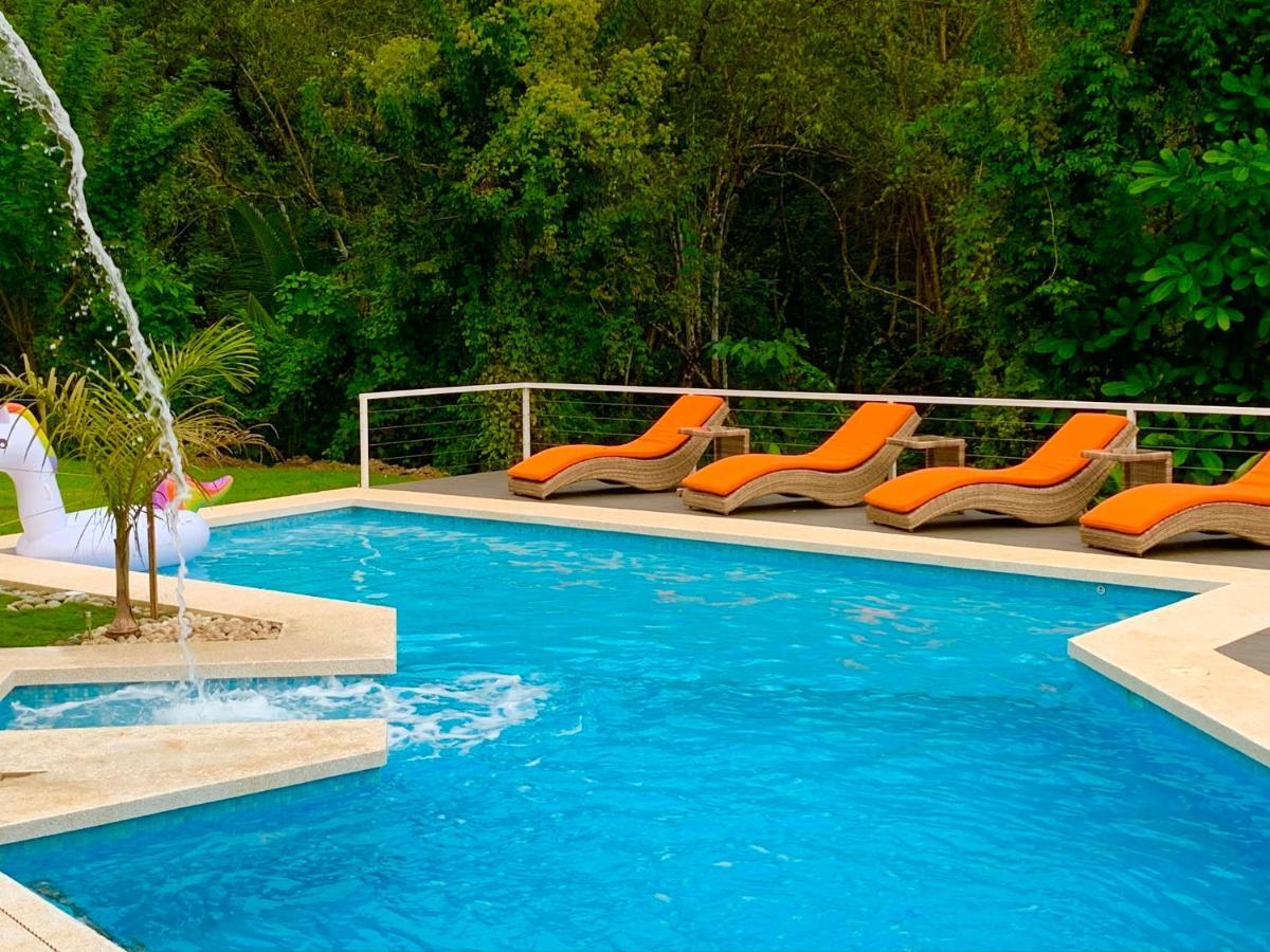 Aves Hotel Montezuma Exterior foto